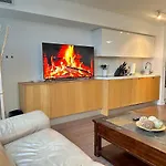 Spacious 2Bdrms & 2Baths With 3 Real Beds