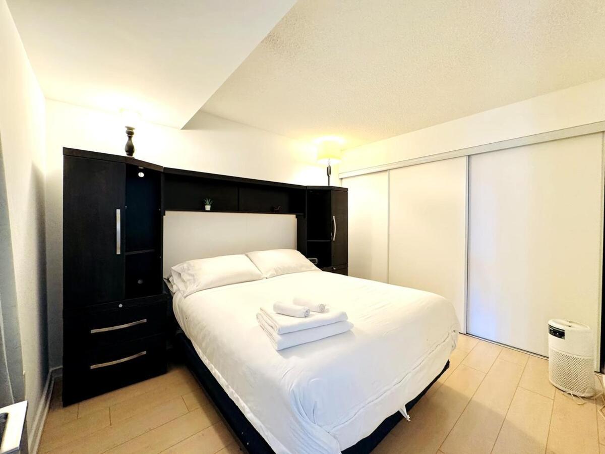 Spacious 2bdrms & 2baths With 3 Real Beds